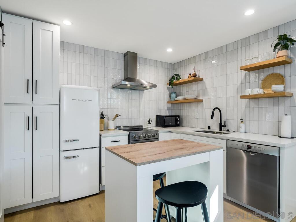 Detail Gallery Image 38 of 47 For 4751  Altadena Ave, San Diego,  CA 92115 - – Beds | – Baths