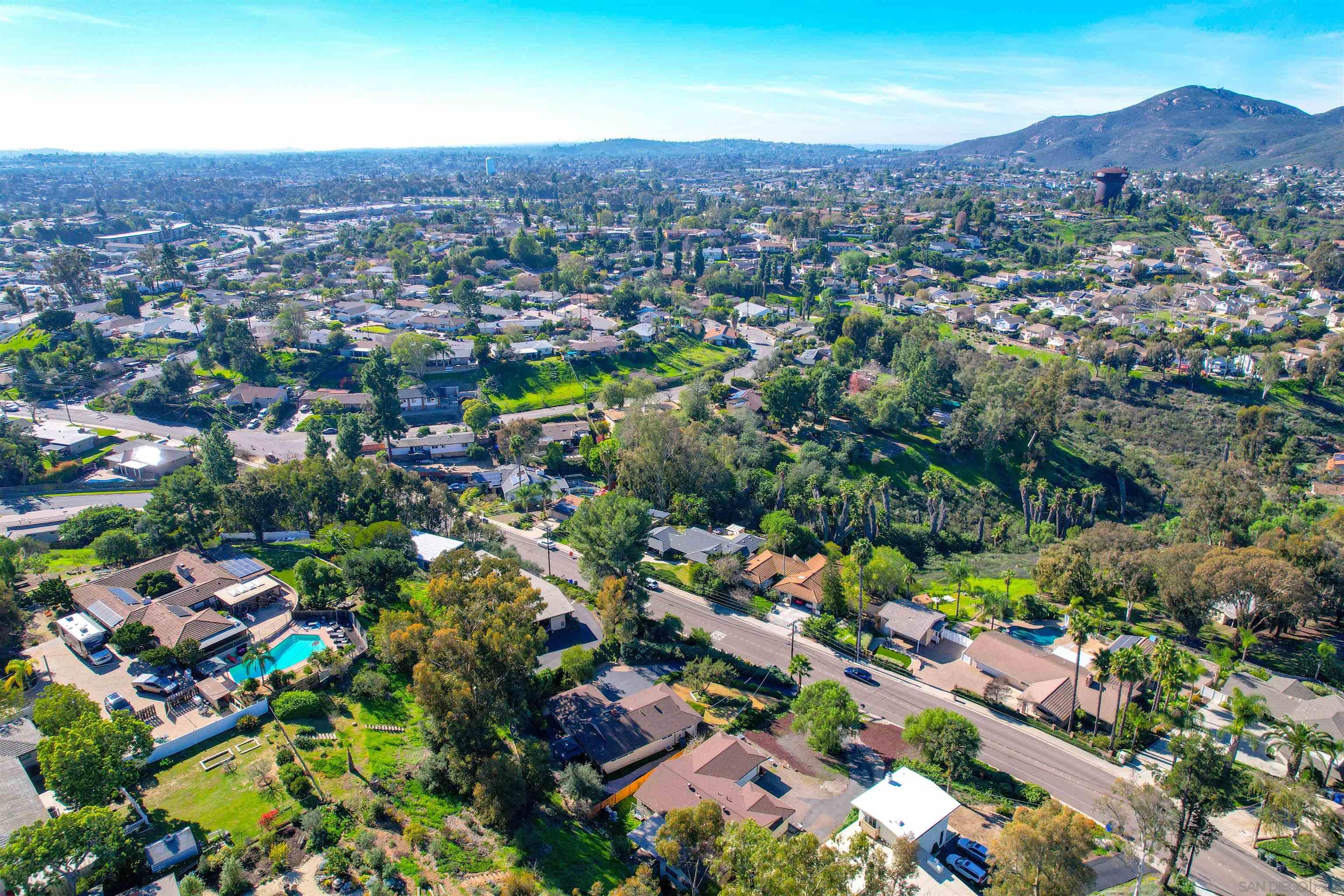 Detail Gallery Image 6 of 22 For 877  Brockton St, El Cajon,  CA 92020 - 3 Beds | 2 Baths