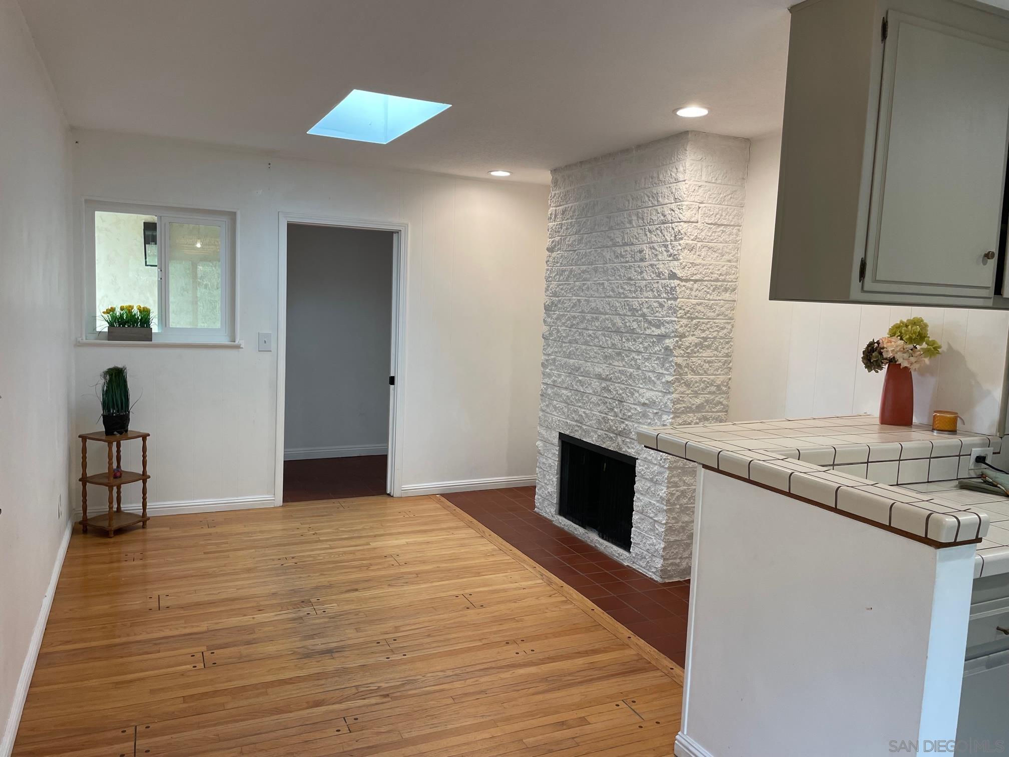 Detail Gallery Image 10 of 22 For 877  Brockton St, El Cajon,  CA 92020 - 3 Beds | 2 Baths