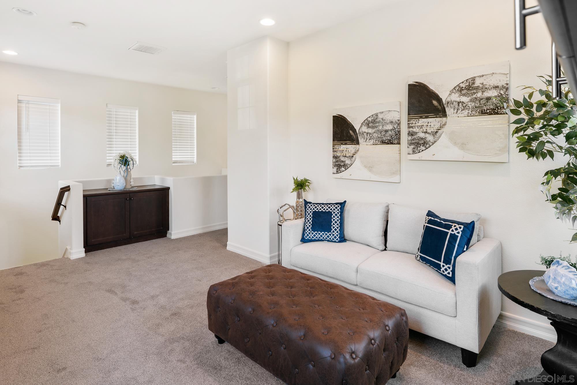 Detail Gallery Image 20 of 47 For 8311  Parkside Crescent, San Diego,  CA 92127 - 3 Beds | 2/1 Baths