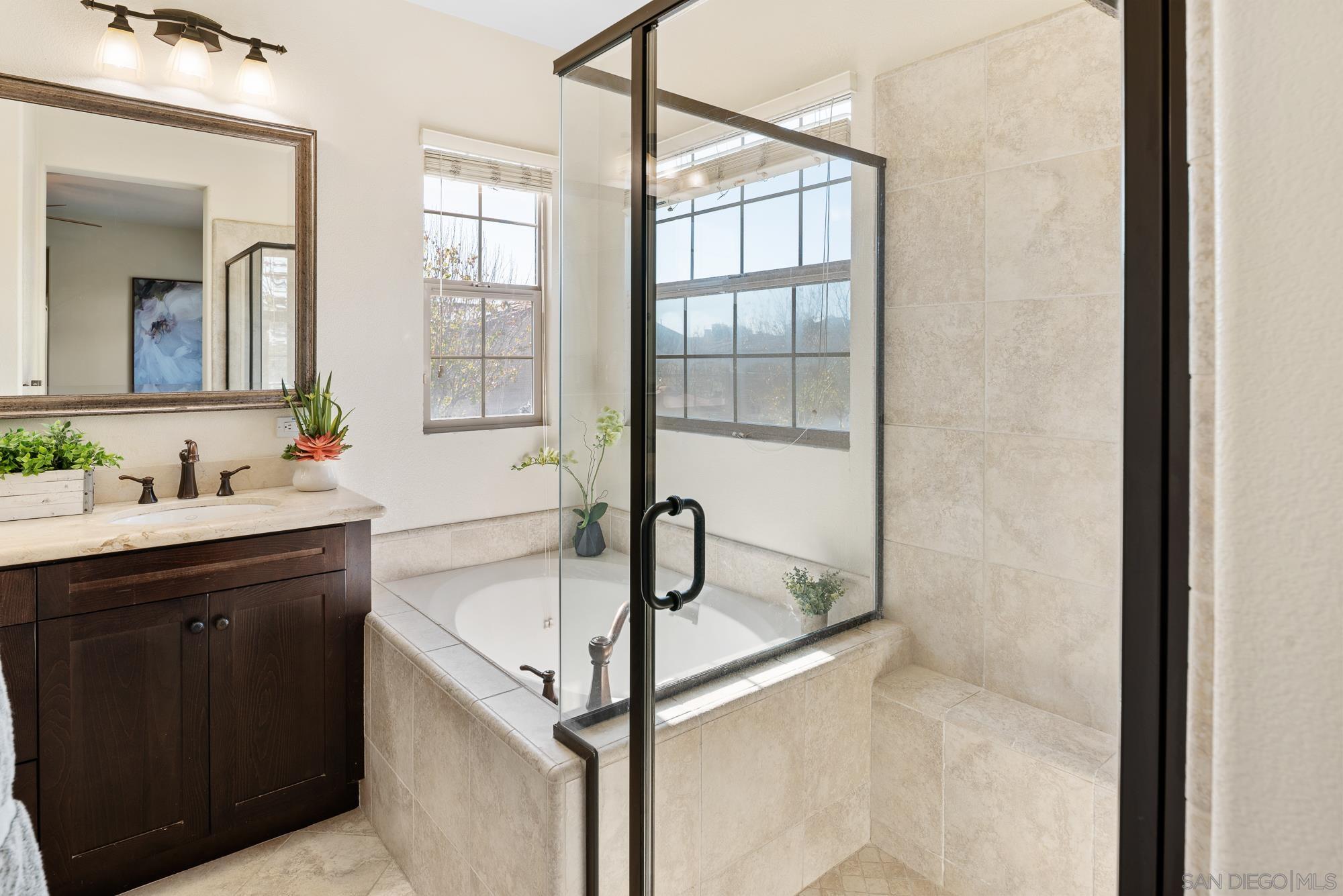 Detail Gallery Image 26 of 47 For 8311  Parkside Crescent, San Diego,  CA 92127 - 3 Beds | 2/1 Baths