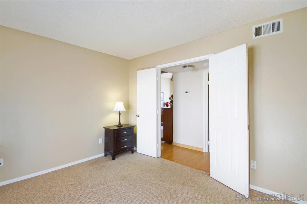 Detail Gallery Image 6 of 12 For 1305  Kiso Glen, Escondido,  CA 92025 - 3 Beds | 2/1 Baths