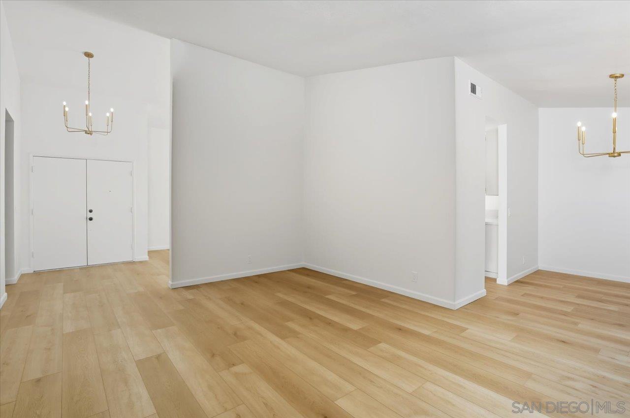 Detail Gallery Image 16 of 38 For 1708  Woodbridge Rd, Escondido,  CA 92026 - 3 Beds | 2 Baths