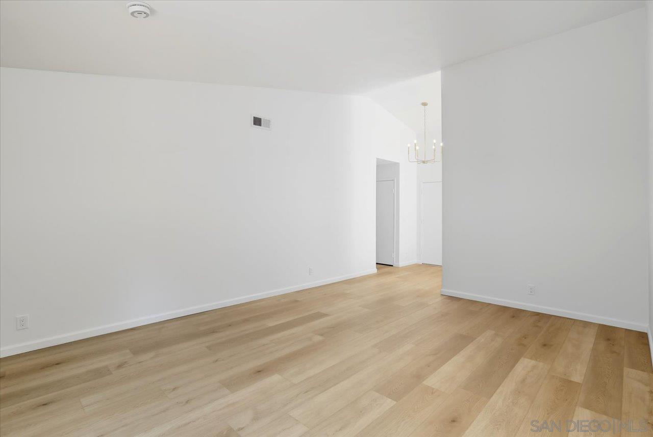 Detail Gallery Image 17 of 38 For 1708  Woodbridge Rd, Escondido,  CA 92026 - 3 Beds | 2 Baths