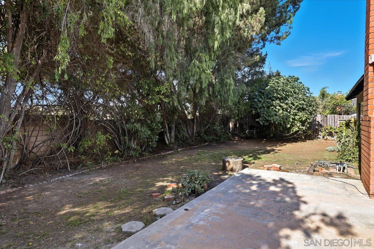 Detail Gallery Image 33 of 38 For 1708  Woodbridge Rd, Escondido,  CA 92026 - 3 Beds | 2 Baths