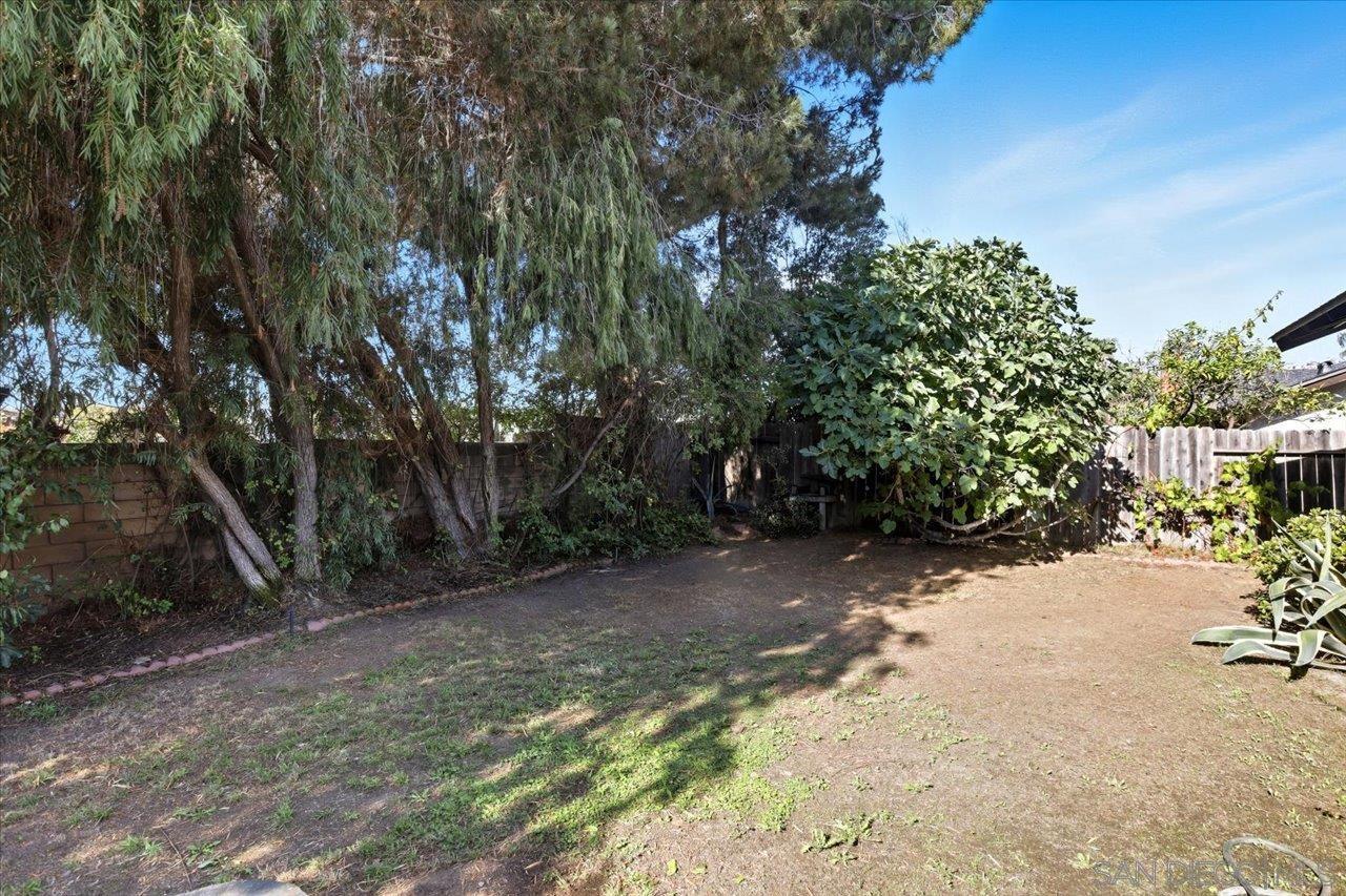 Detail Gallery Image 35 of 38 For 1708  Woodbridge Rd, Escondido,  CA 92026 - 3 Beds | 2 Baths