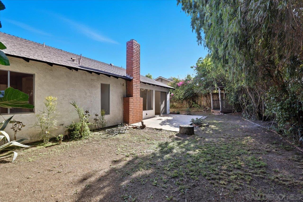 Detail Gallery Image 36 of 38 For 1708  Woodbridge Rd, Escondido,  CA 92026 - 3 Beds | 2 Baths