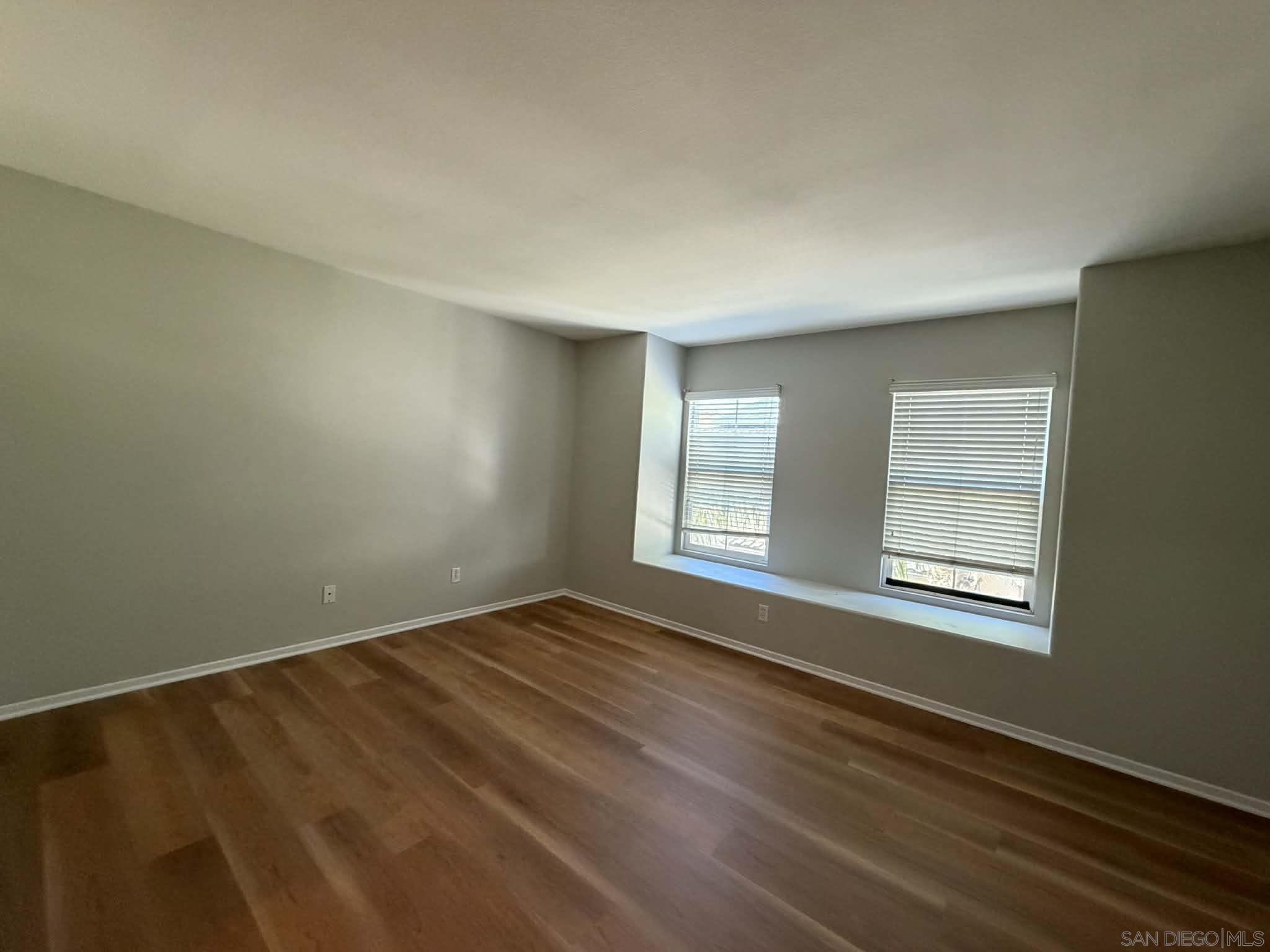 Detail Gallery Image 21 of 24 For 746  Broadway 13, Chula Vista,  CA 91910 - 3 Beds | 3/1 Baths