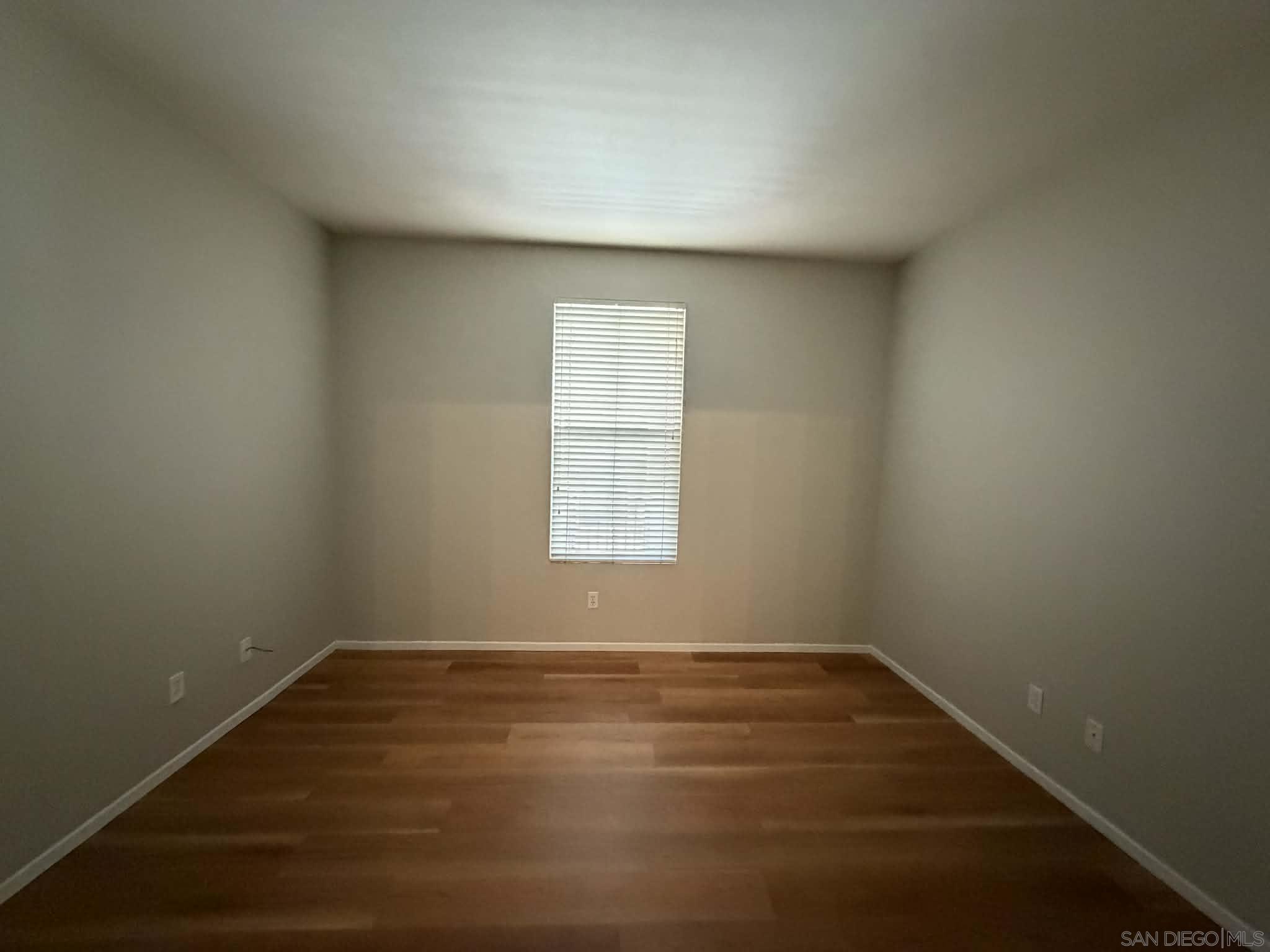 Detail Gallery Image 7 of 24 For 746  Broadway 13, Chula Vista,  CA 91910 - 3 Beds | 3/1 Baths