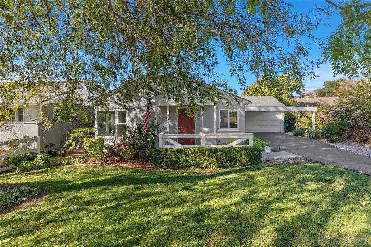 Detail Gallery Image 2 of 59 For 1332  Palomar Ter, Escondido,  CA 92027 - 3 Beds | 2 Baths