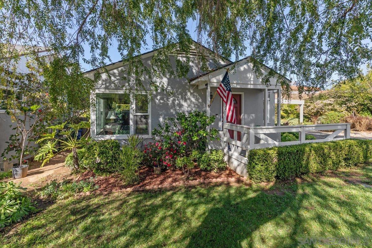 Detail Gallery Image 3 of 59 For 1332  Palomar Ter, Escondido,  CA 92027 - 3 Beds | 2 Baths