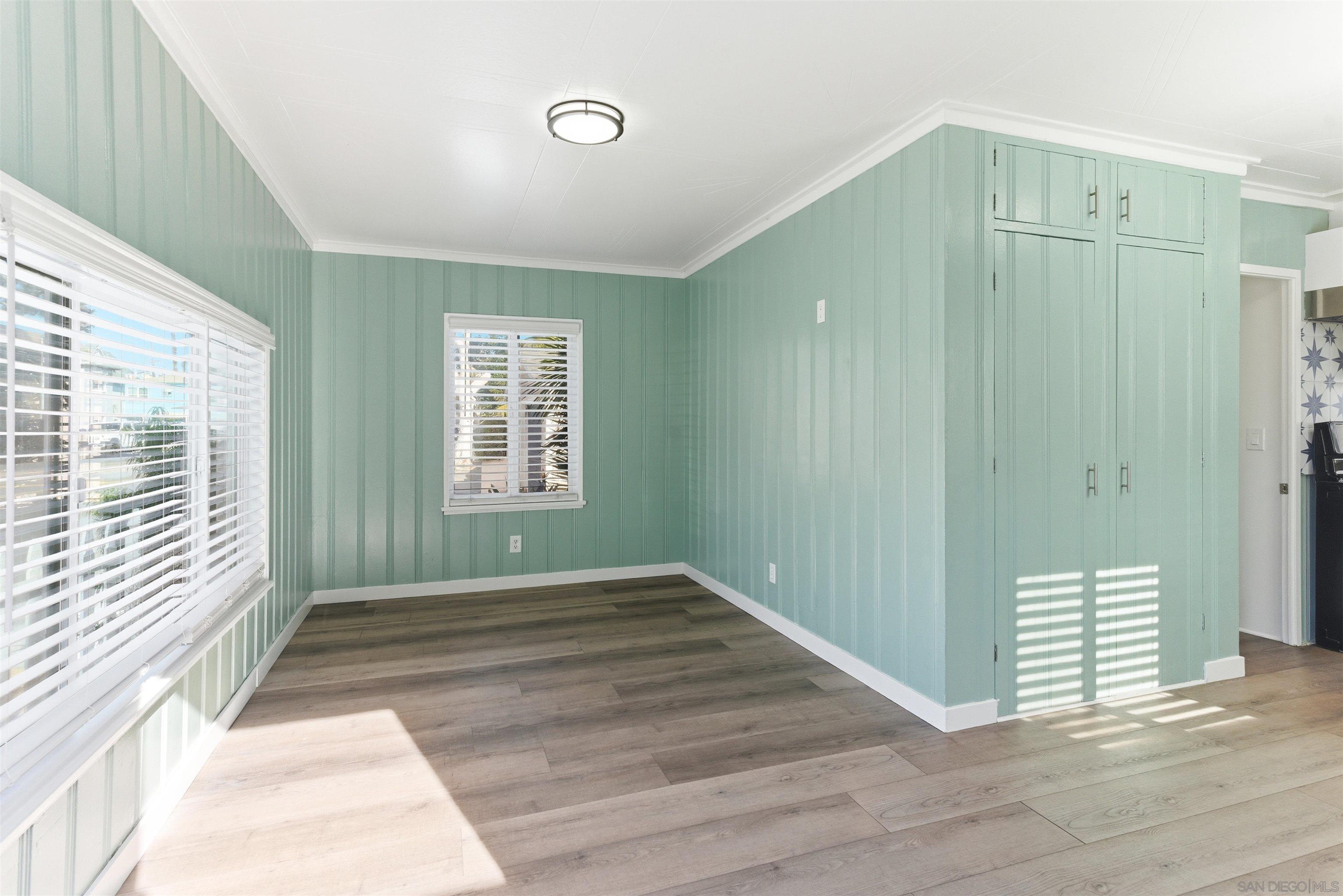 Detail Gallery Image 3 of 23 For 3949  Mission Blvd, San Diego,  CA 92109 - 1 Beds | 1 Baths