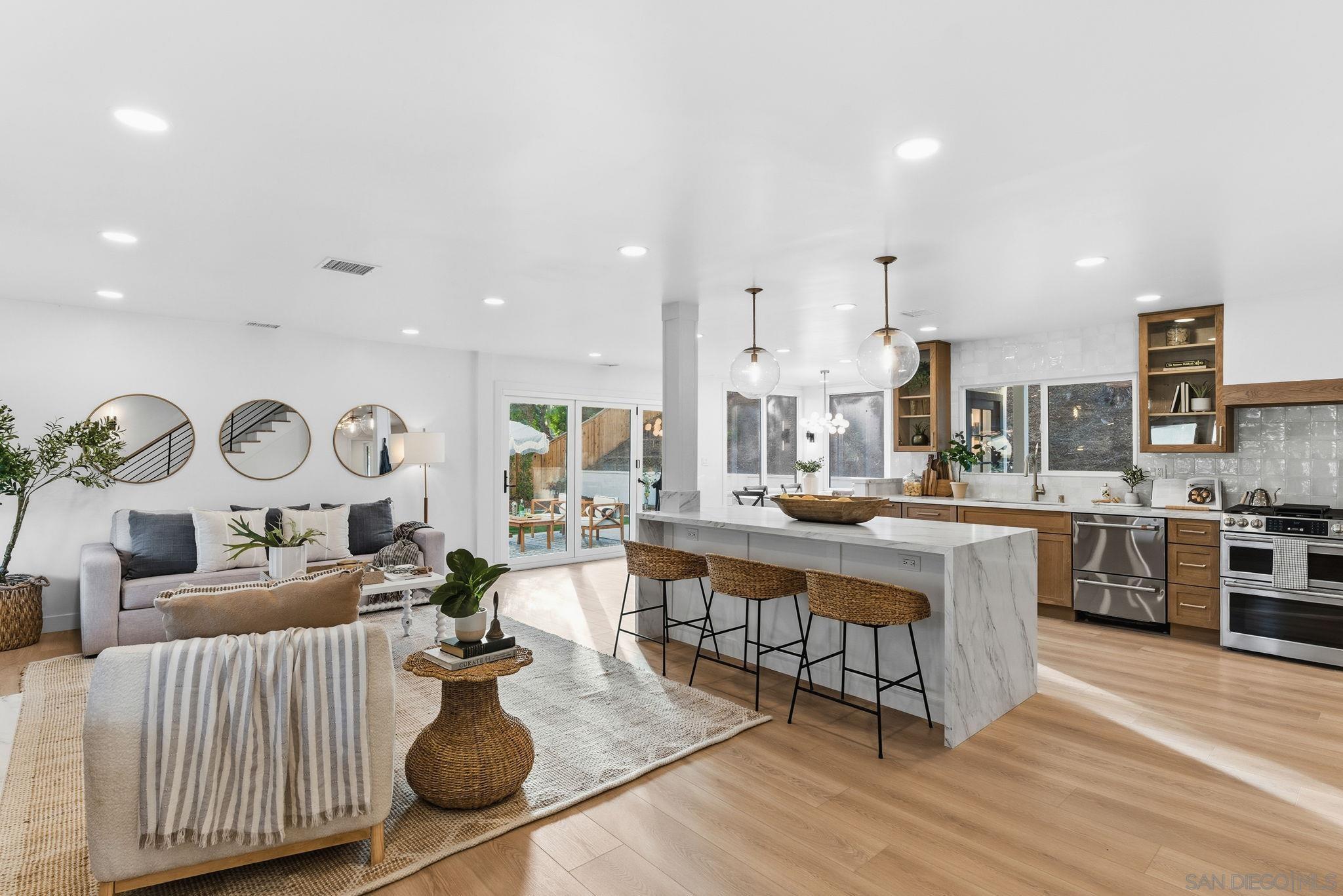 Front Image Thumbnail for SD260002376