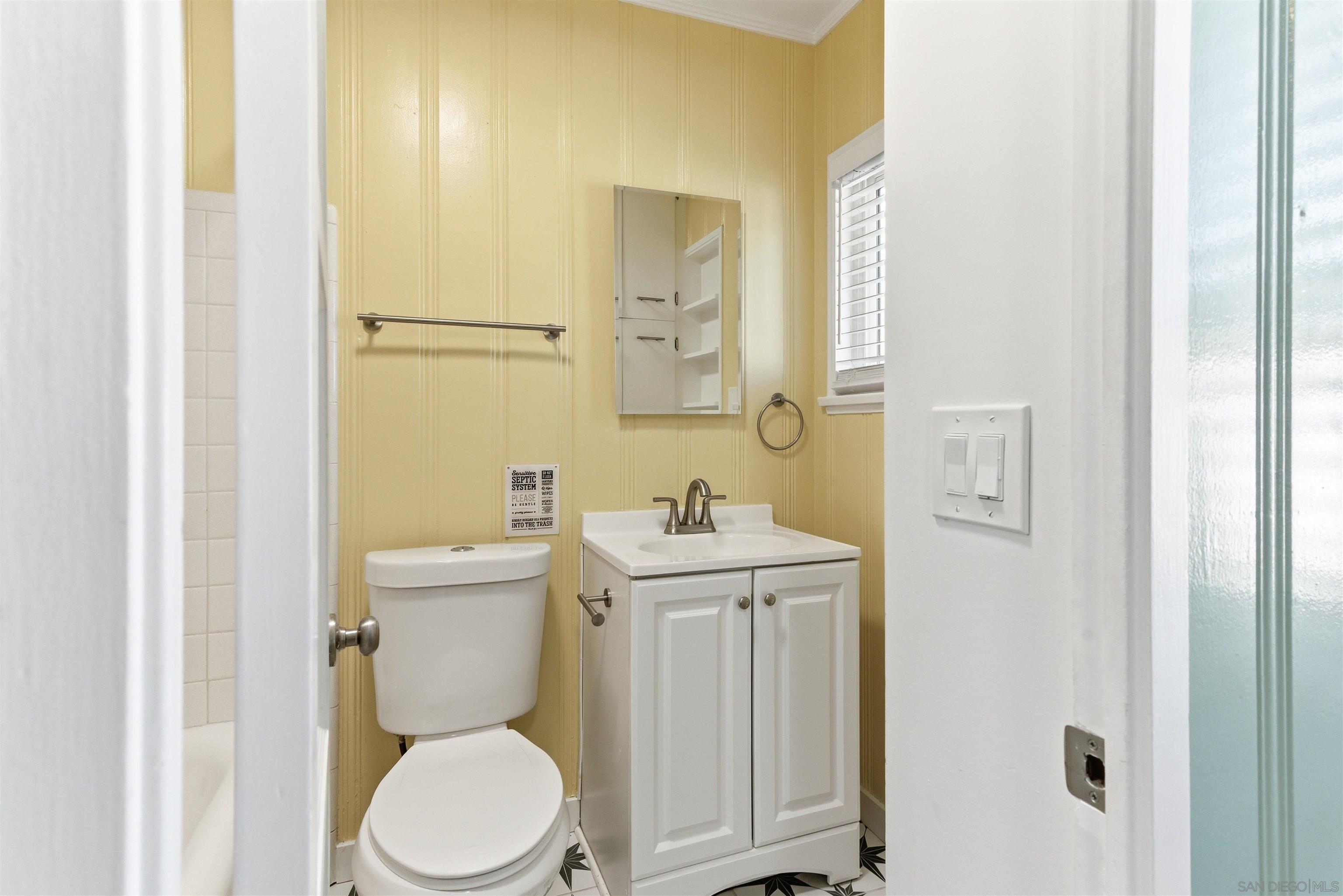 Detail Gallery Image 12 of 24 For 3953  Mission Blvd, San Diego,  CA 92109 - 1 Beds | 1 Baths