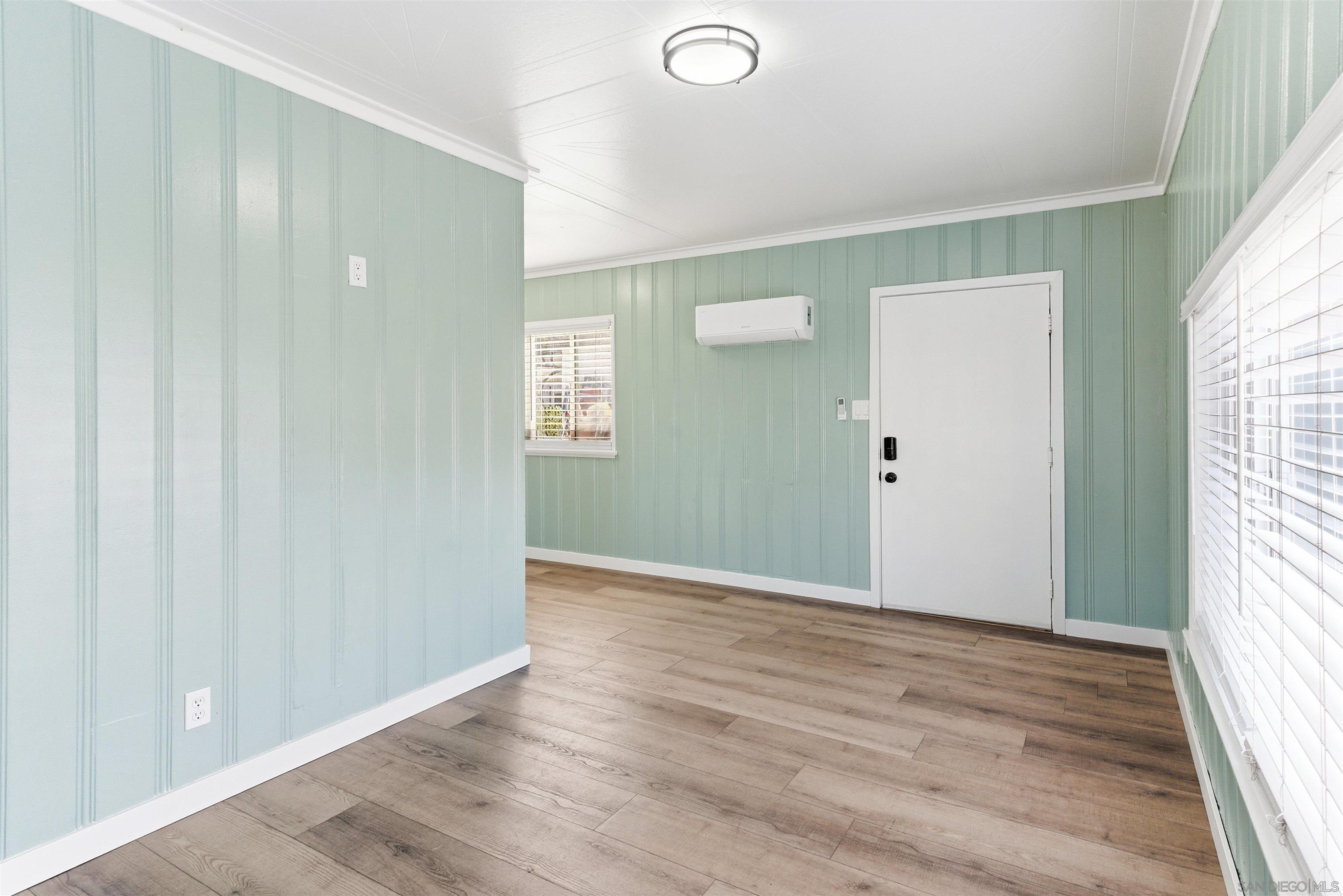 Detail Gallery Image 5 of 24 For 3953  Mission Blvd, San Diego,  CA 92109 - 1 Beds | 1 Baths