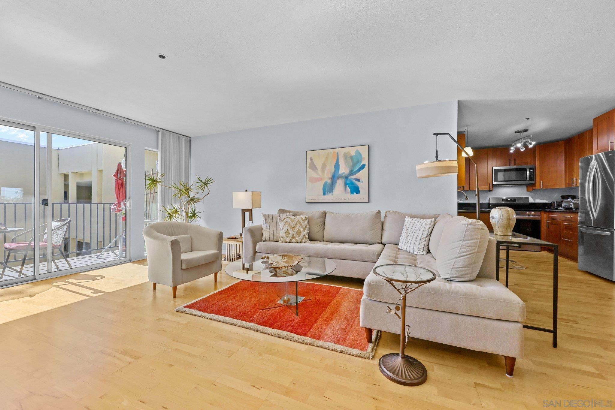 Detail Gallery Image 16 of 44 For 2568  Albatross St  6f,  San Diego,  CA 92101 - 2 Beds | 2 Baths