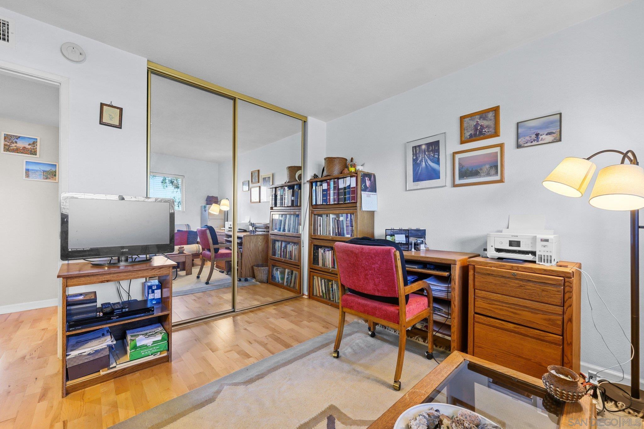 Detail Gallery Image 28 of 44 For 2568  Albatross St  6f,  San Diego,  CA 92101 - 2 Beds | 2 Baths