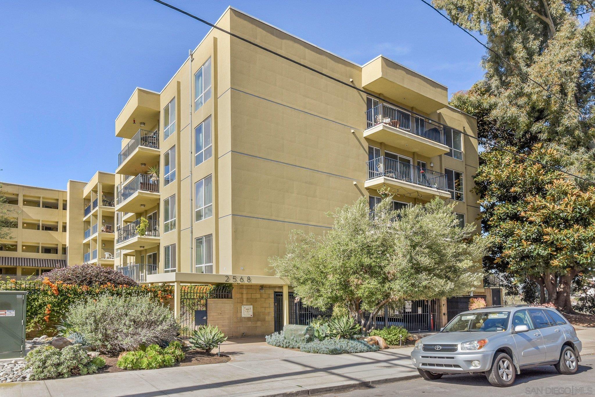 Detail Gallery Image 7 of 44 For 2568  Albatross St  6f,  San Diego,  CA 92101 - 2 Beds | 2 Baths