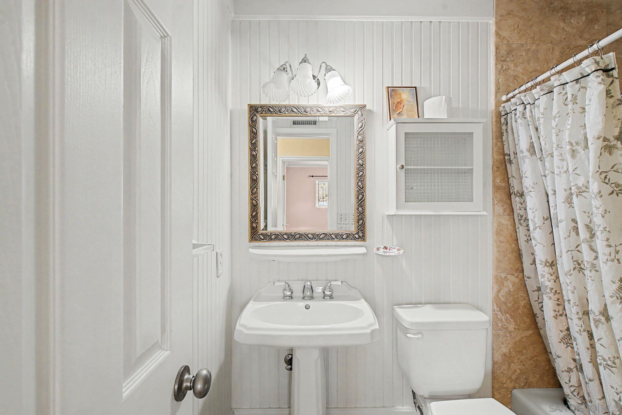 Detail Gallery Image 22 of 38 For 10621  Keith, Santee,  CA 92071 - 5 Beds | 3 Baths