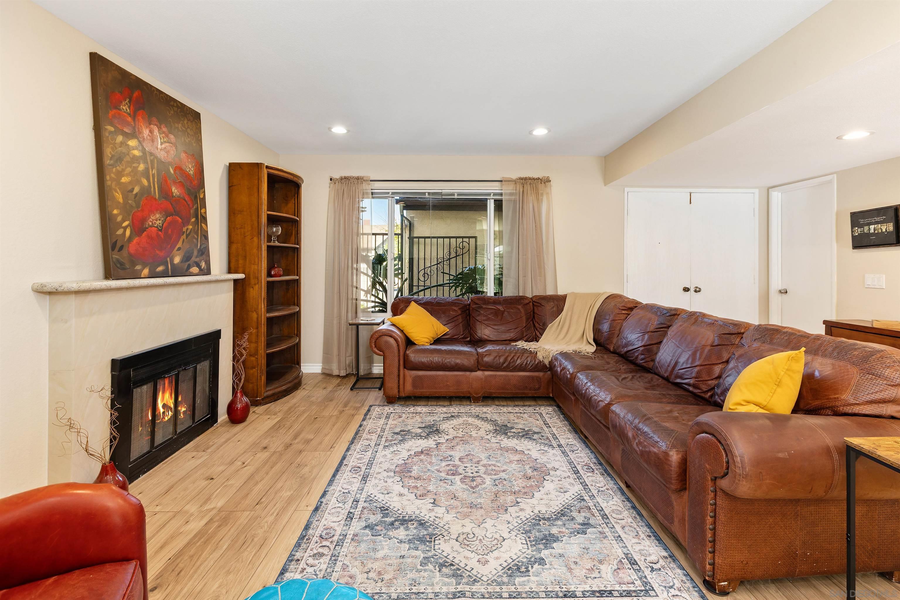 Detail Gallery Image 13 of 39 For 8963  Capcano Rd, San Diego,  CA 92126 - 4 Beds | 2/1 Baths