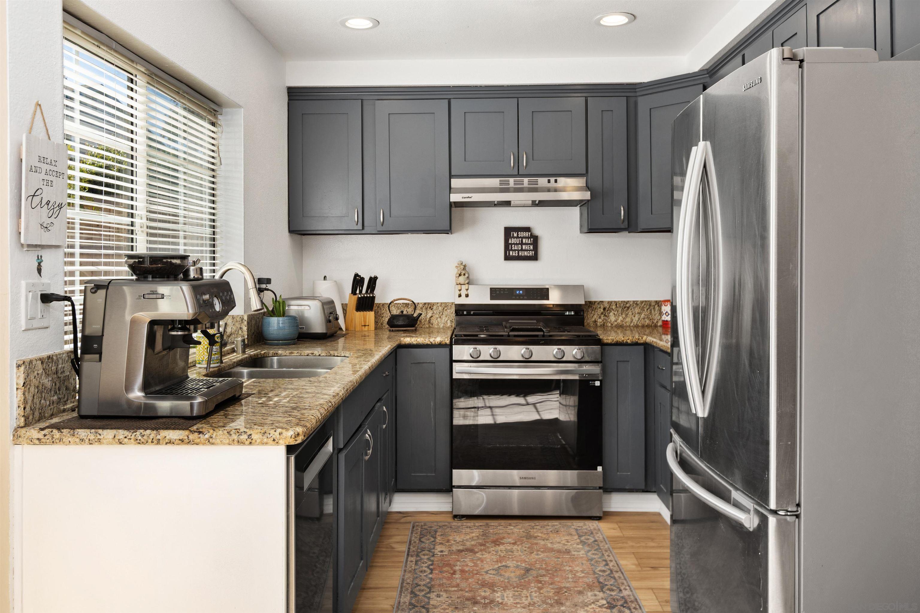 Detail Gallery Image 15 of 39 For 8963  Capcano Rd, San Diego,  CA 92126 - 4 Beds | 2/1 Baths