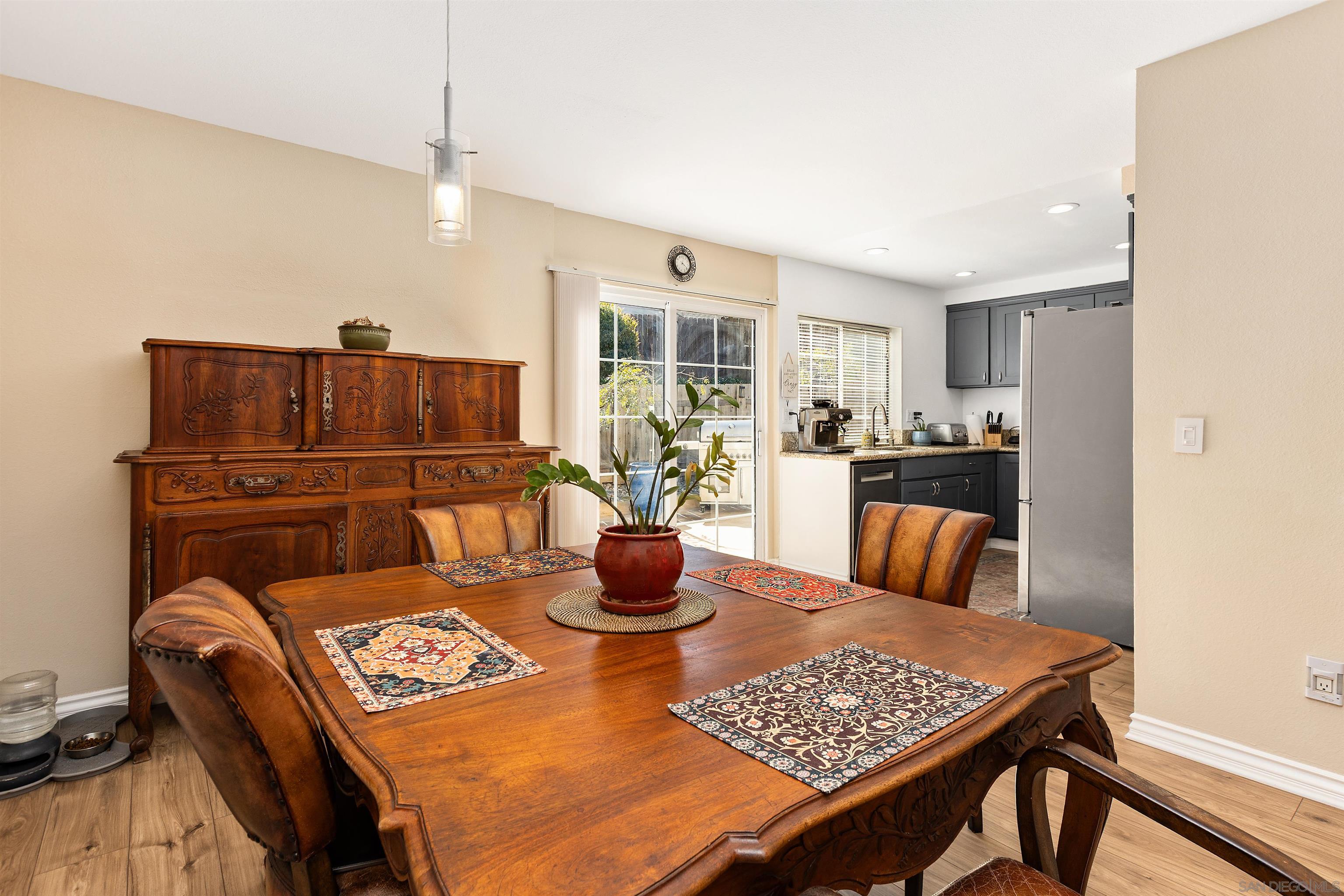 Detail Gallery Image 19 of 39 For 8963  Capcano Rd, San Diego,  CA 92126 - 4 Beds | 2/1 Baths