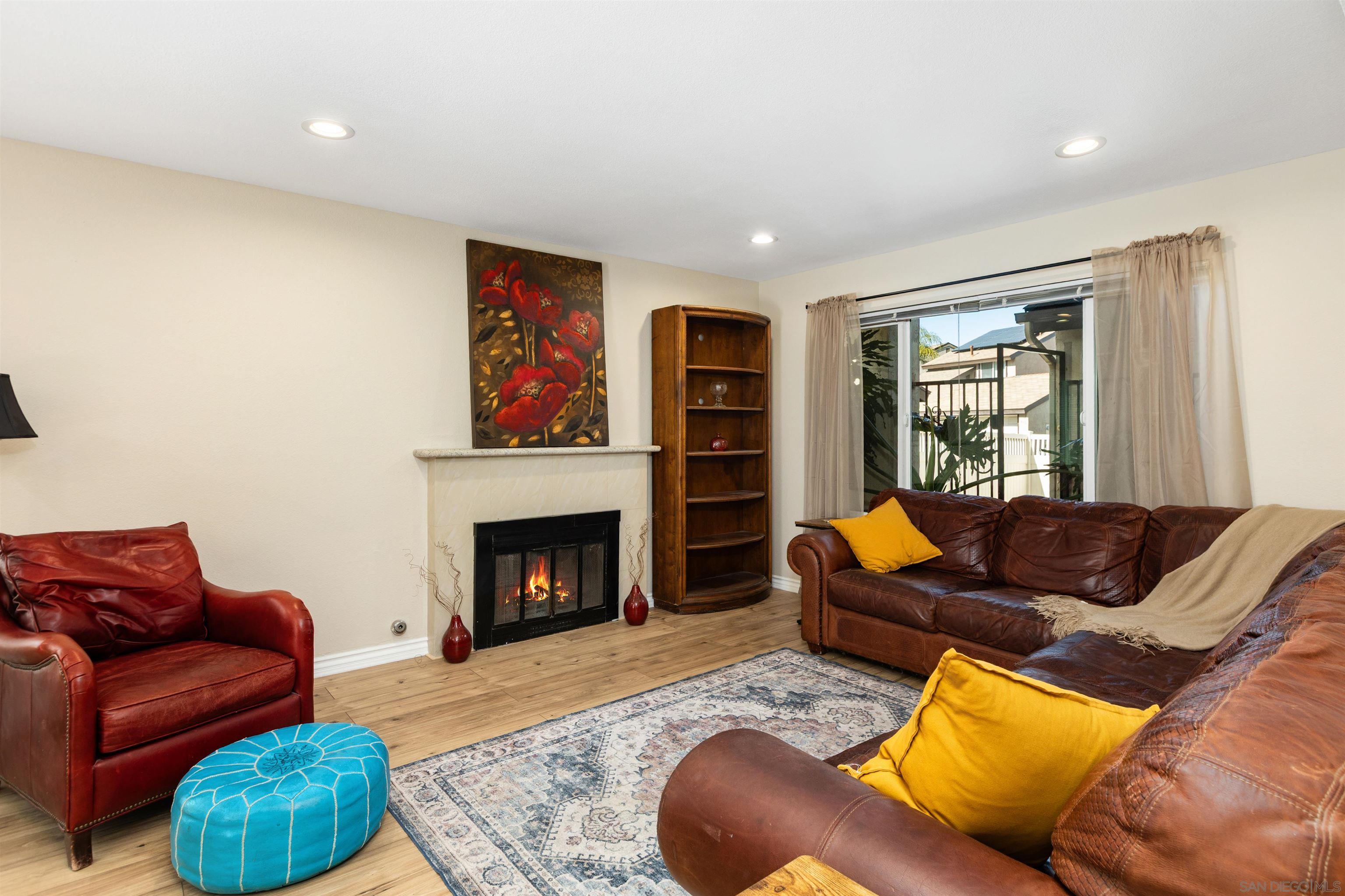Detail Gallery Image 10 of 39 For 8963  Capcano Rd, San Diego,  CA 92126 - 4 Beds | 2/1 Baths