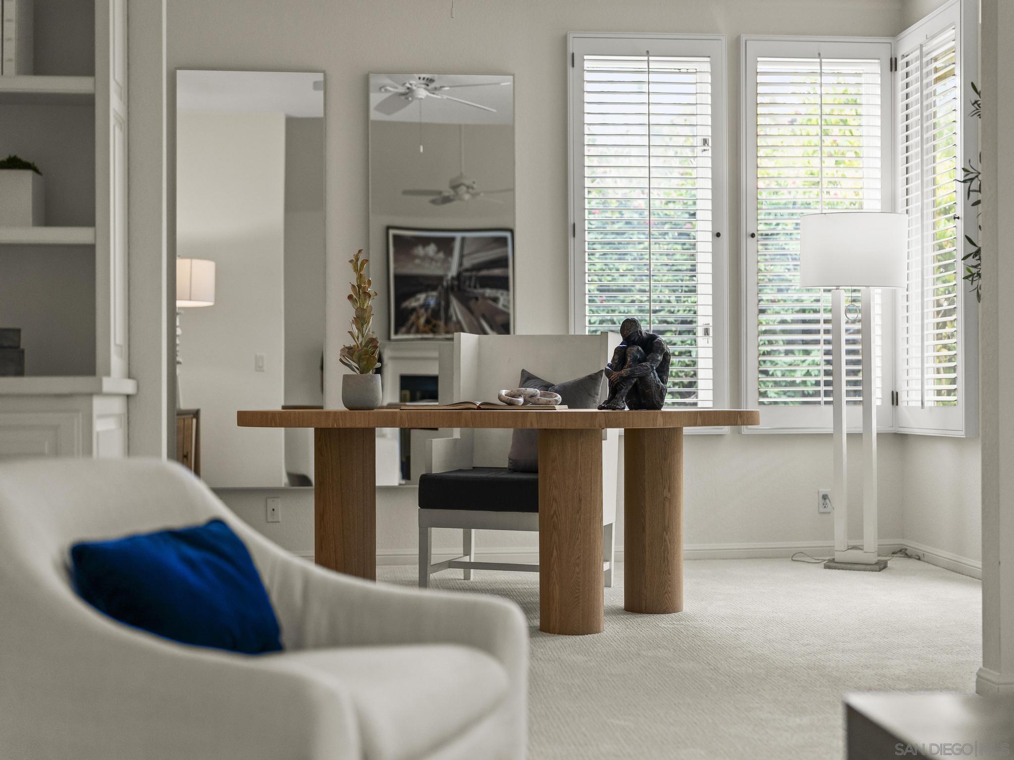 Detail Gallery Image 10 of 59 For 14145  Steeple Chase Row, San Diego,  CA 92130 - 3 Beds | 2/1 Baths