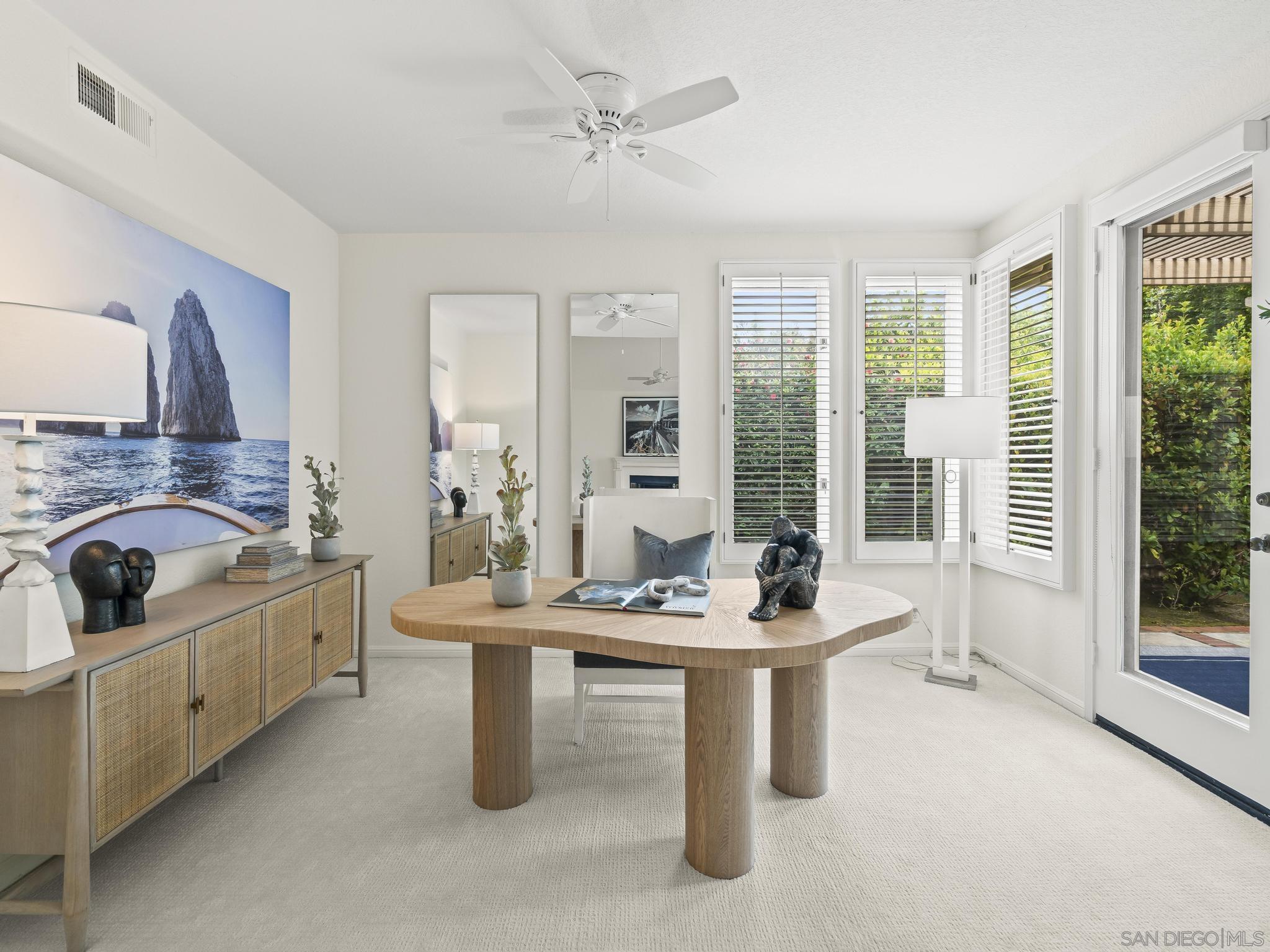 Detail Gallery Image 15 of 59 For 14145  Steeple Chase Row, San Diego,  CA 92130 - 3 Beds | 2/1 Baths