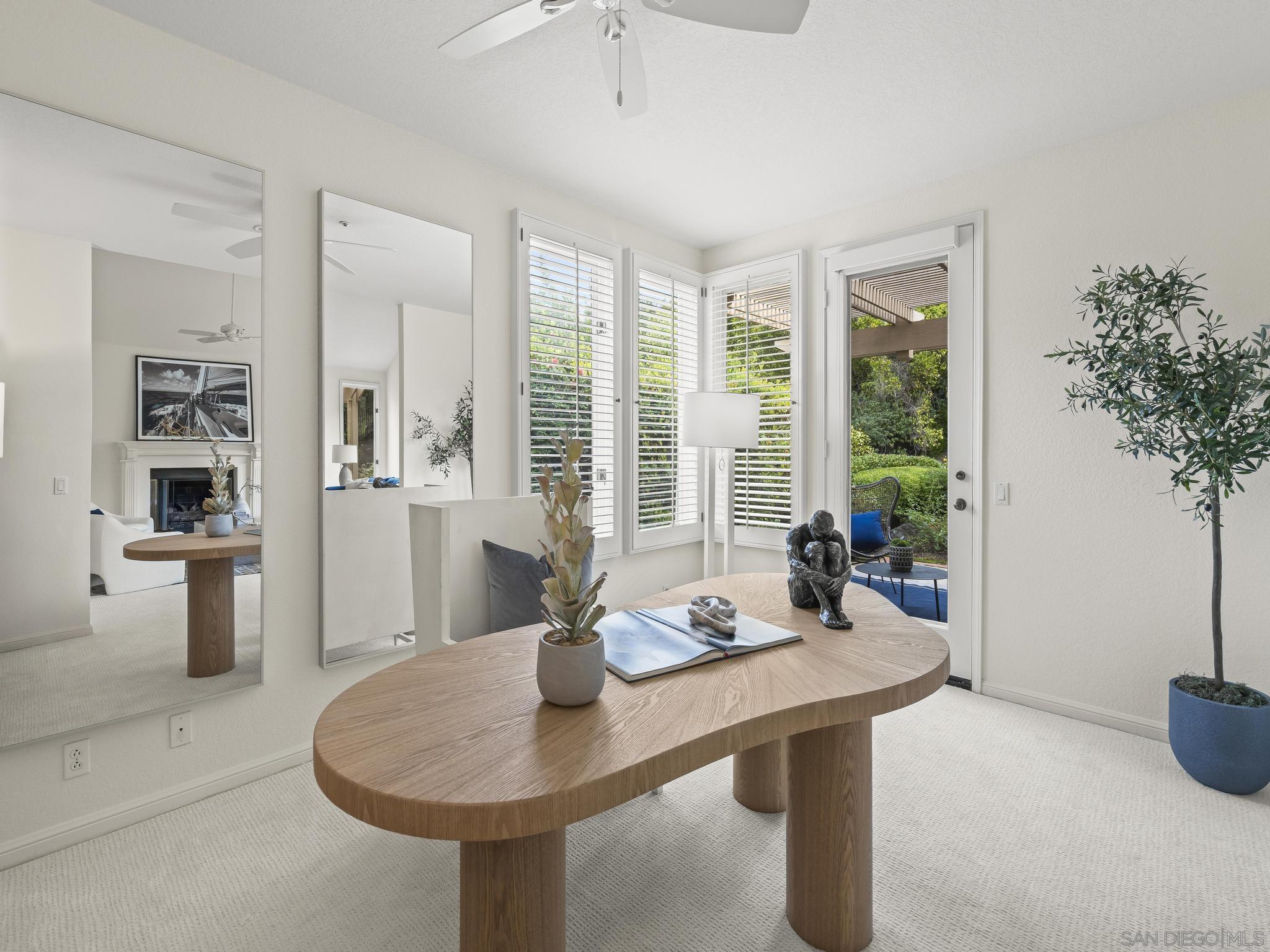 Detail Gallery Image 16 of 59 For 14145  Steeple Chase Row, San Diego,  CA 92130 - 3 Beds | 2/1 Baths