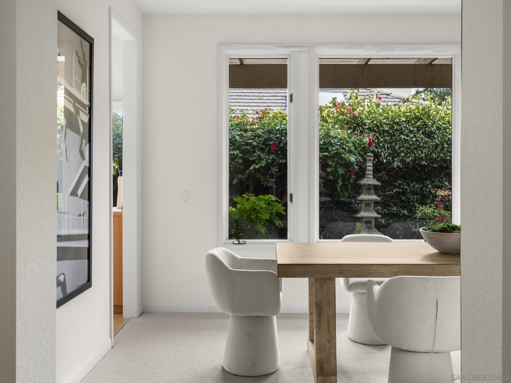 Detail Gallery Image 19 of 59 For 14145  Steeple Chase Row, San Diego,  CA 92130 - 3 Beds | 2/1 Baths