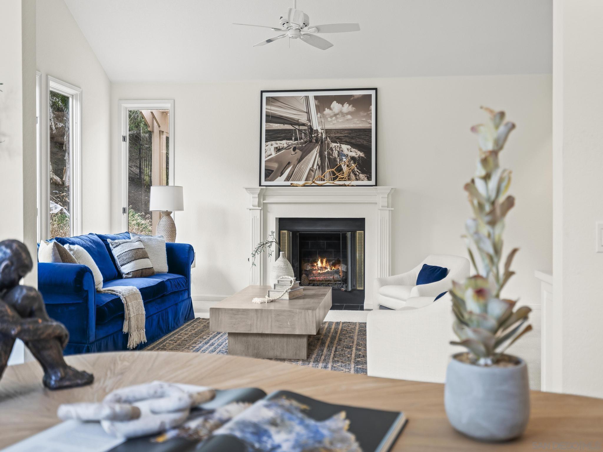 Detail Gallery Image 4 of 59 For 14145  Steeple Chase Row, San Diego,  CA 92130 - 3 Beds | 2/1 Baths