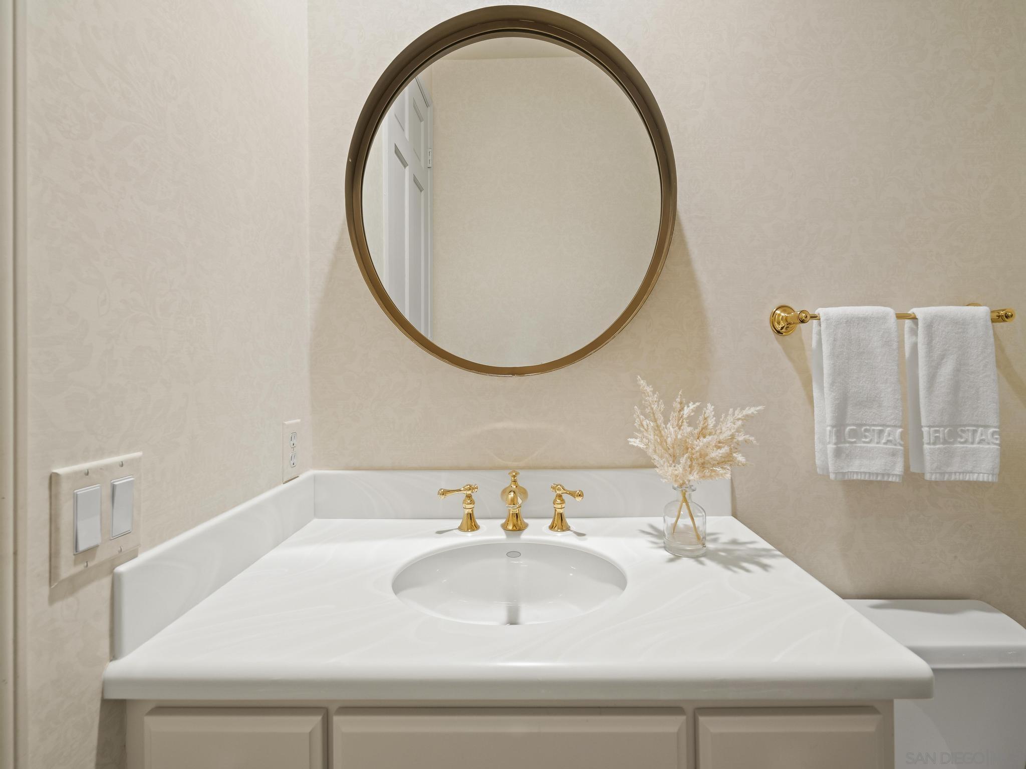 Detail Gallery Image 43 of 59 For 14145  Steeple Chase Row, San Diego,  CA 92130 - 3 Beds | 2/1 Baths