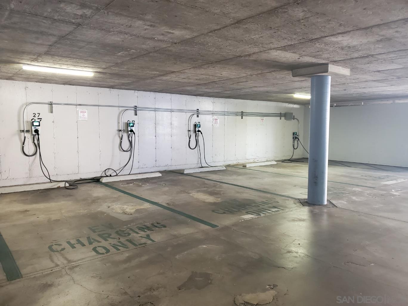 Detail Gallery Image 23 of 35 For 8840  Villa La Jolla Dr  #203,  La Jolla,  CA 92037 - 2 Beds | 2 Baths