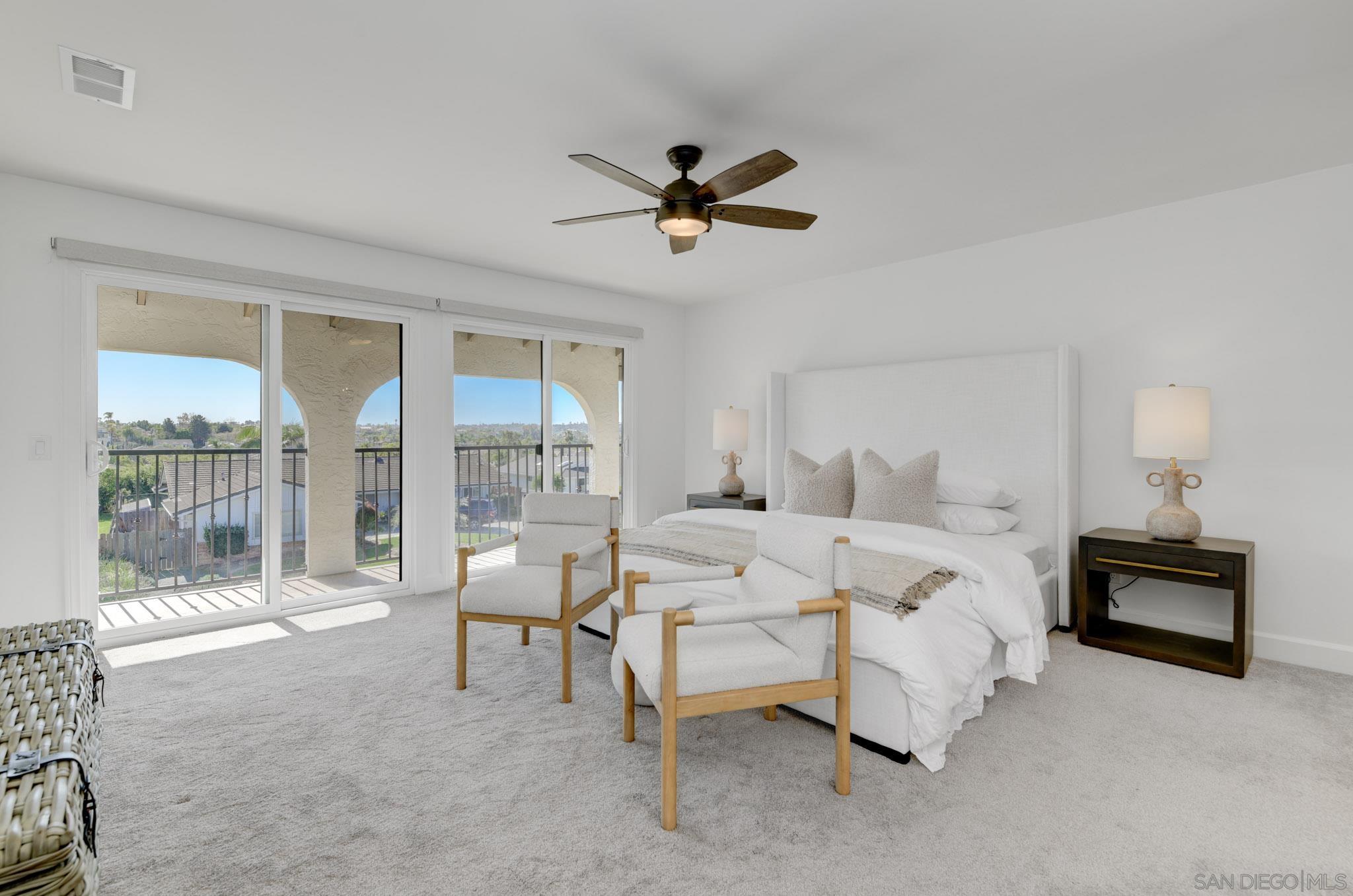 Detail Gallery Image 16 of 33 For 2904  Levante St, Carlsbad,  CA 92009 - 4 Beds | 2/1 Baths