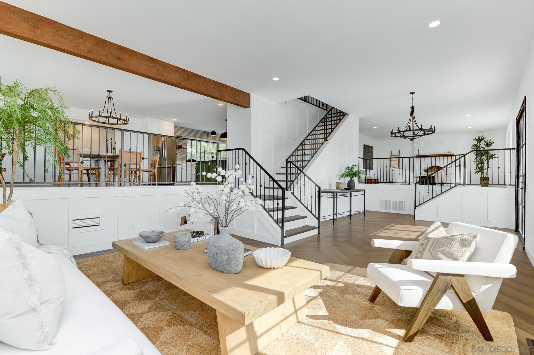 Detail Gallery Image 5 of 33 For 2904  Levante St, Carlsbad,  CA 92009 - 4 Beds | 2/1 Baths