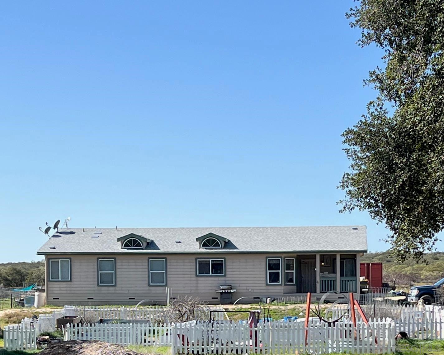 Detail Gallery Image 2 of 26 For 1122  Tierra Del Sol, Boulevard,  CA 91905 - 3 Beds | 2 Baths