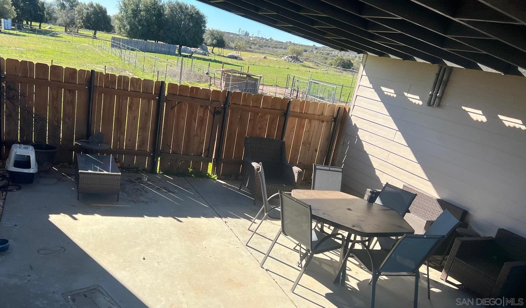 Detail Gallery Image 14 of 21 For 1122  Tierra Del Sol, Boulevard,  CA 91905 - 3 Beds | 2 Baths