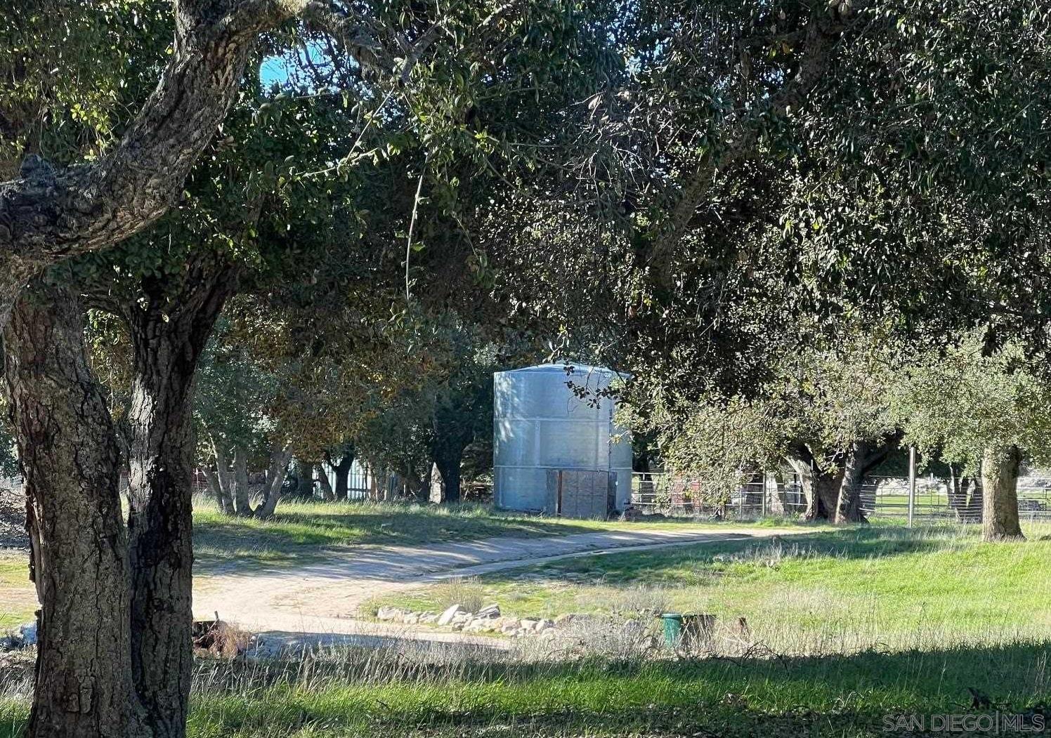 Detail Gallery Image 20 of 26 For 1122  Tierra Del Sol, Boulevard,  CA 91905 - 3 Beds | 2 Baths