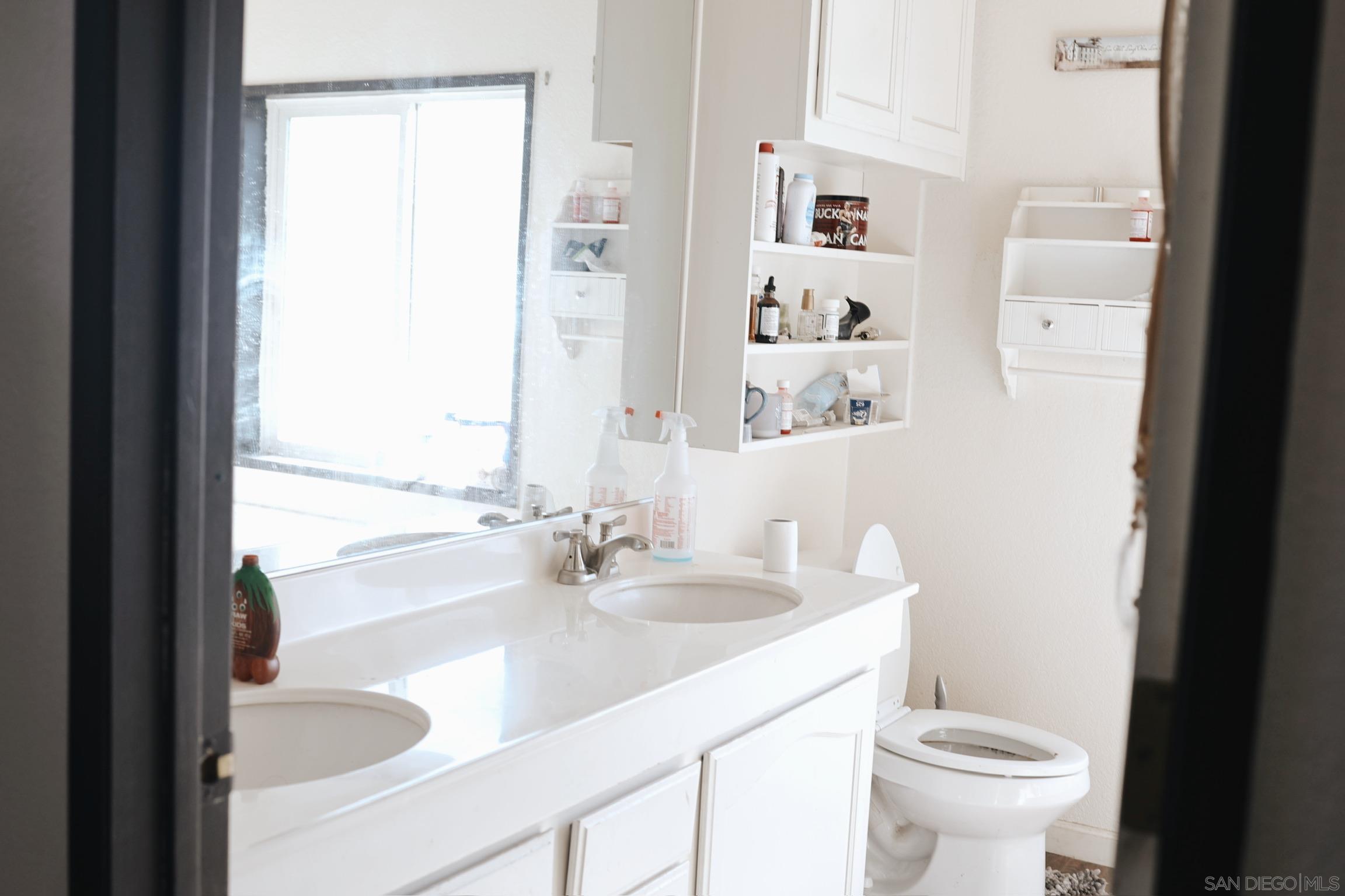 Detail Gallery Image 5 of 26 For 1122  Tierra Del Sol, Boulevard,  CA 91905 - 3 Beds | 2 Baths