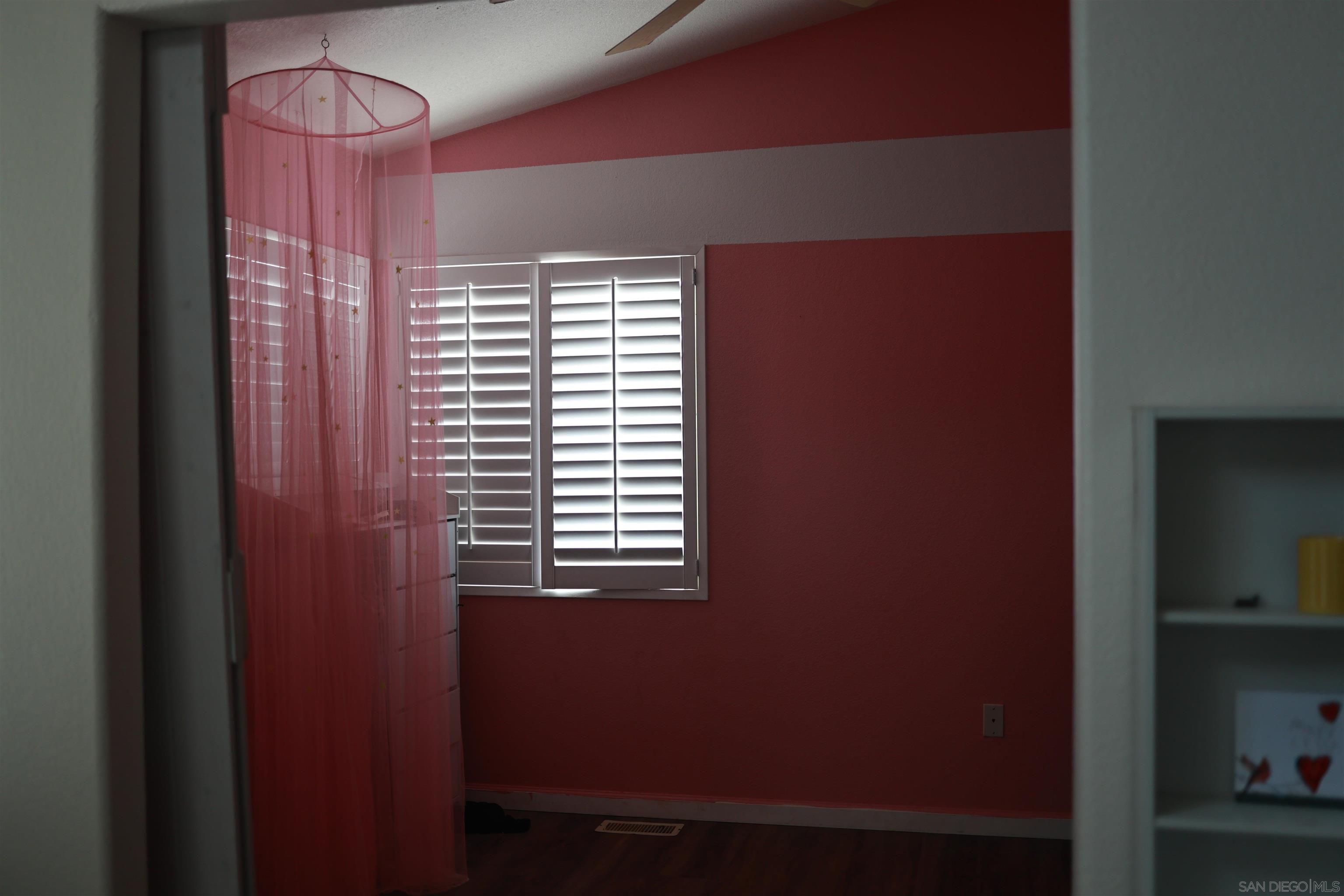 Detail Gallery Image 9 of 26 For 1122  Tierra Del Sol, Boulevard,  CA 91905 - 3 Beds | 2 Baths