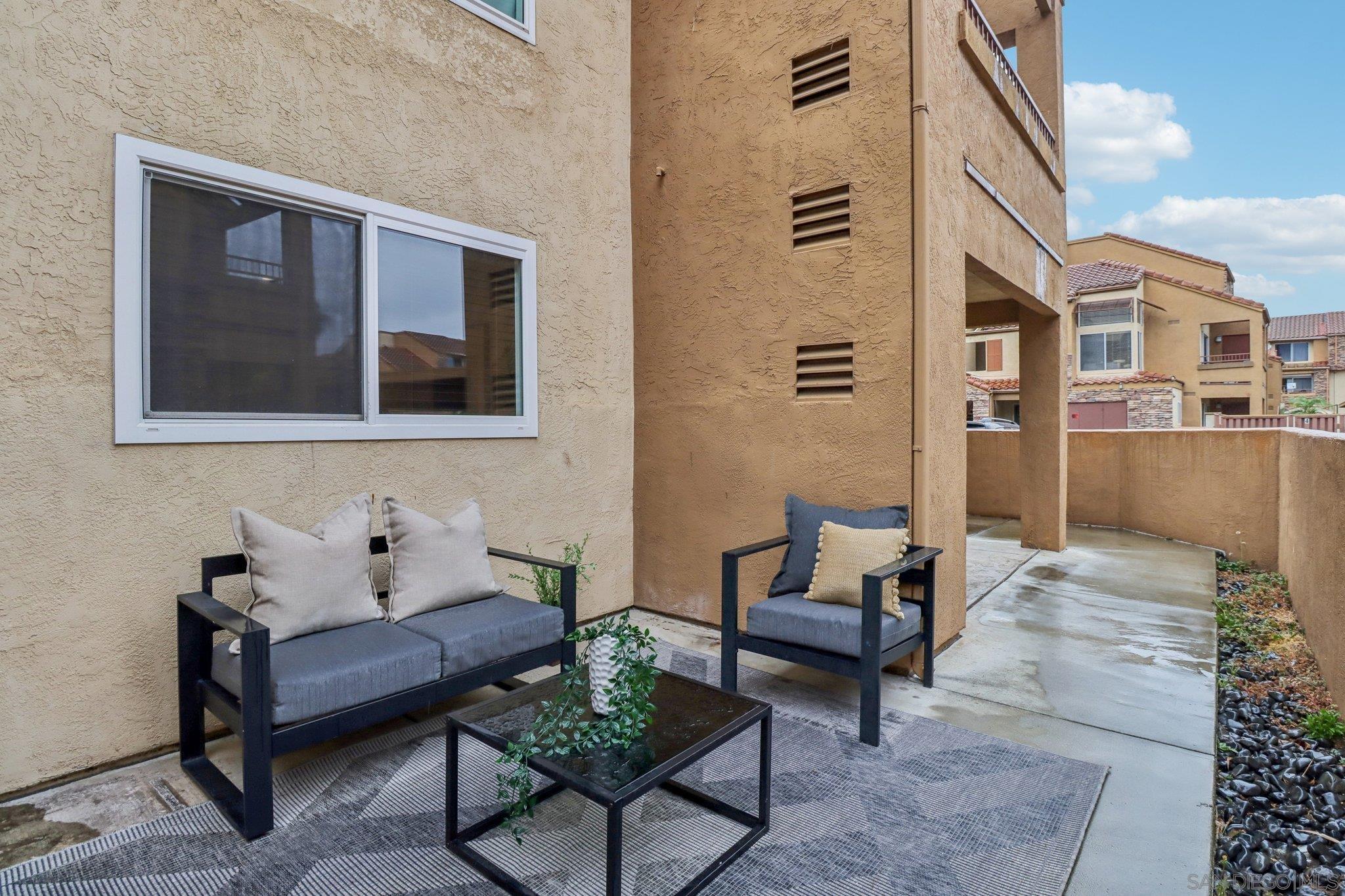 Detail Gallery Image 6 of 61 For 15373  Maturin Dr  #178,  San Diego,  CA 92127 - 1 Beds | 1 Baths