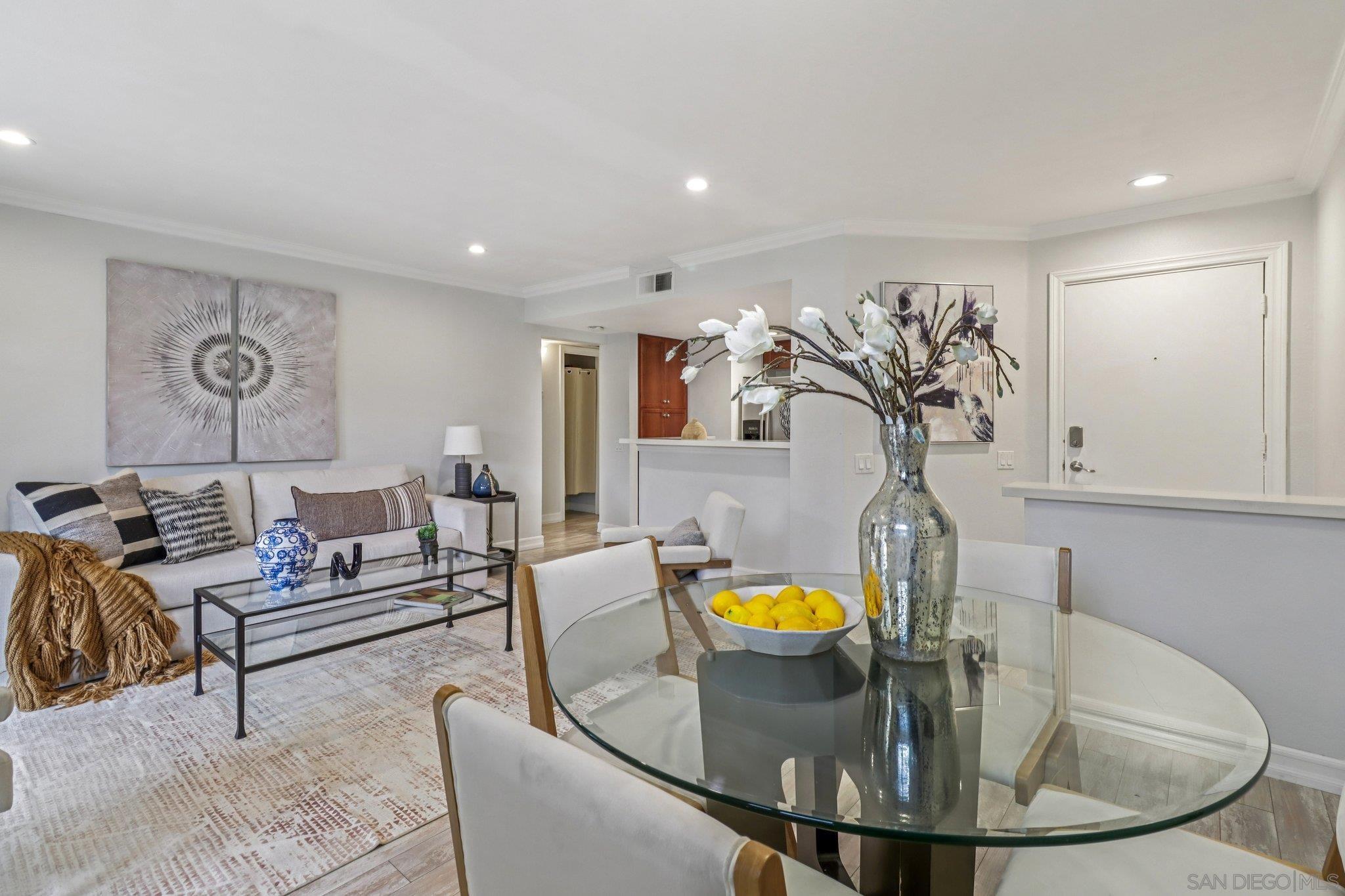 Detail Gallery Image 7 of 61 For 15373  Maturin Dr  #178,  San Diego,  CA 92127 - 1 Beds | 1 Baths