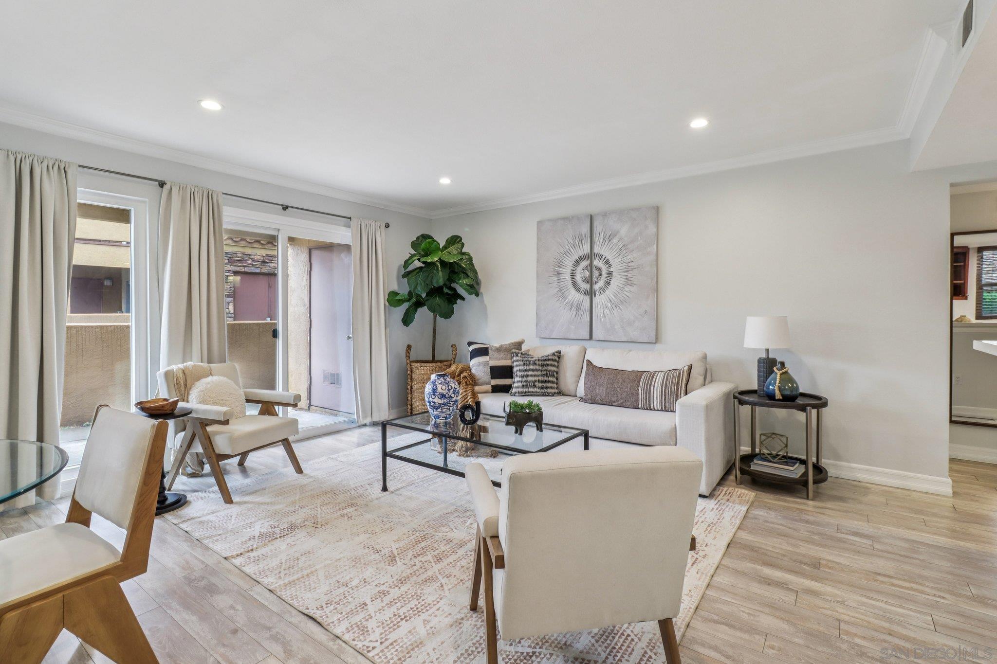 Detail Gallery Image 9 of 61 For 15373  Maturin Dr  #178,  San Diego,  CA 92127 - 1 Beds | 1 Baths