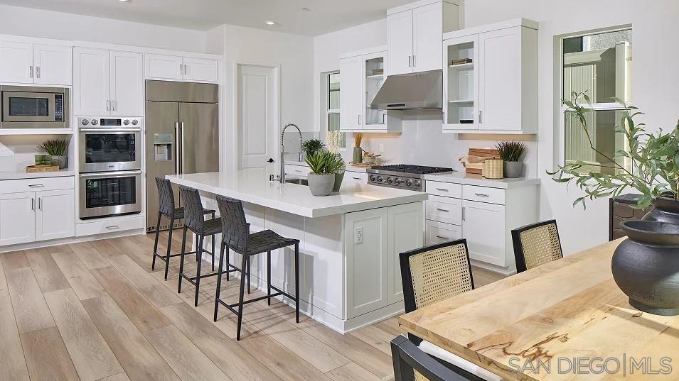 Detail Gallery Image 12 of 20 For 2312  Loker Way, Oceanside,  CA 92054 - 4 Beds | 3/1 Baths