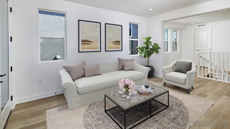 Detail Gallery Image 14 of 20 For 2312  Loker Way, Oceanside,  CA 92054 - 4 Beds | 3/1 Baths