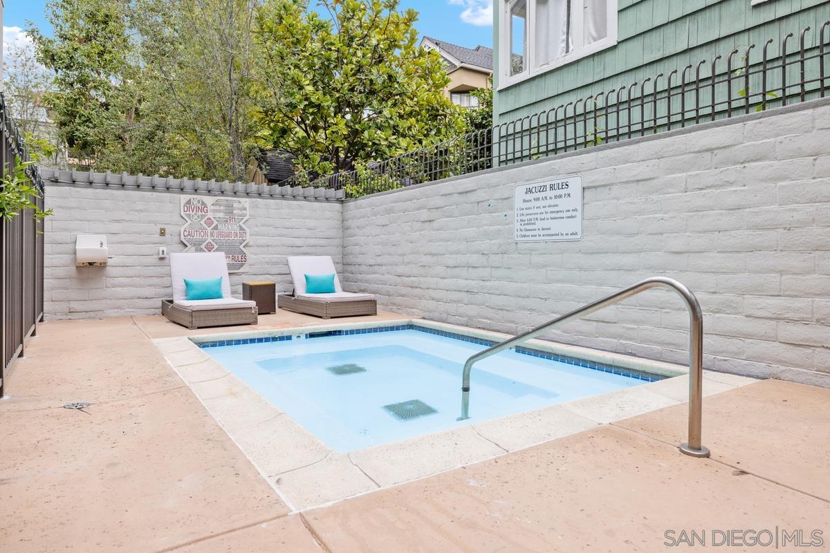 Detail Gallery Image 19 of 22 For 2414  Front St  #31,  San Diego,  CA 92101 - 2 Beds | 2 Baths