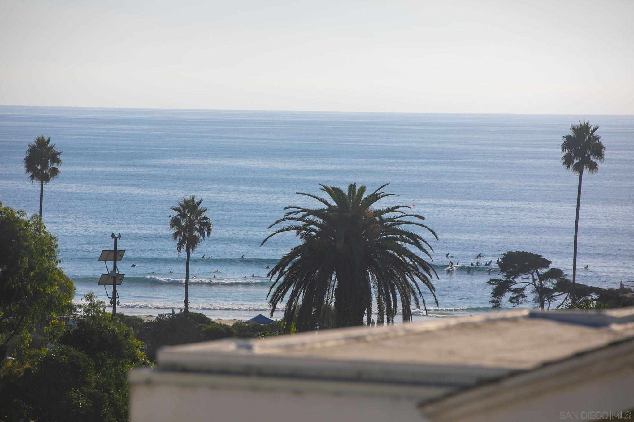 Detail Gallery Image 2 of 24 For 2140  Orinda Dr  #E,  Cardiff By The Sea,  CA 92007 - 3 Beds | 2 Baths