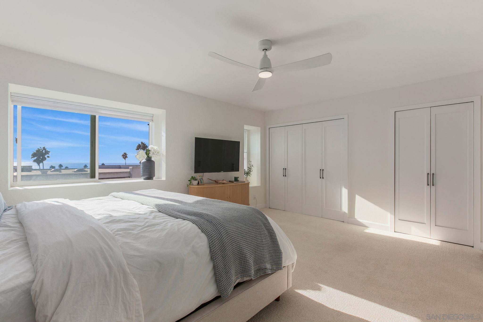 Detail Gallery Image 12 of 26 For 2140  Orinda Dr  #E,  Cardiff By The Sea,  CA 92007 - 3 Beds | 2 Baths