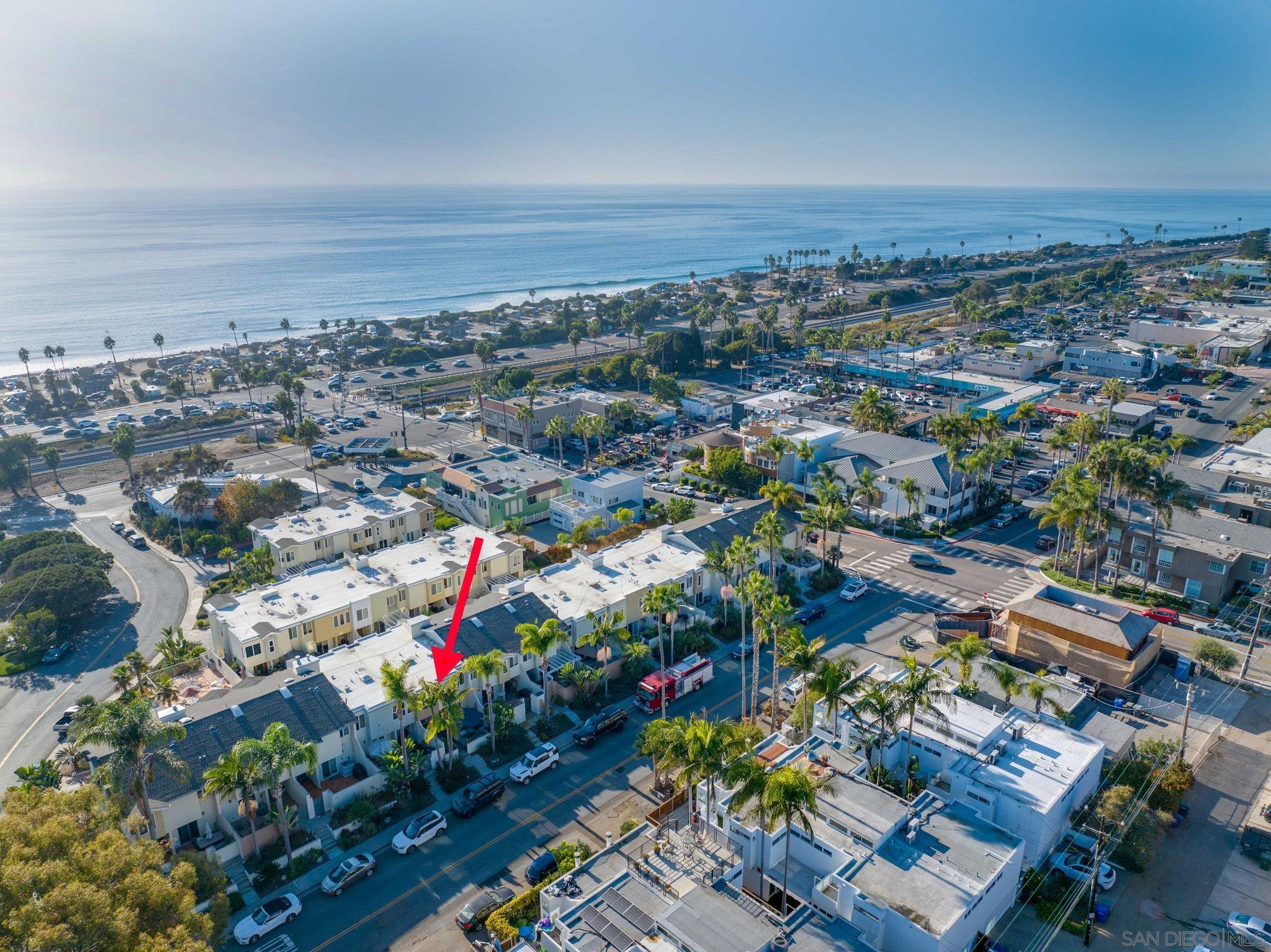 Detail Gallery Image 22 of 24 For 2140  Orinda Dr  #E,  Cardiff By The Sea,  CA 92007 - 3 Beds | 2 Baths